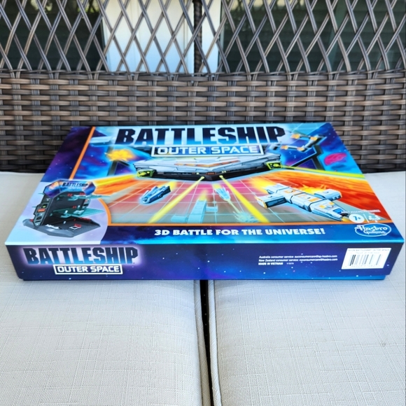 Hasbro Battleship Outer Space 3D Battle for the Universe - Picture 4 of 6